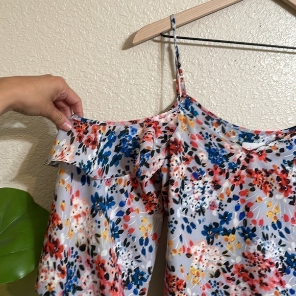 Devlin floral print cold shoulder shift dress - Picture 4 of 11